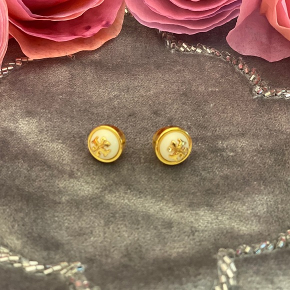 Tory Burch Jewelry - Tory Burch NWOT off white stud earrings